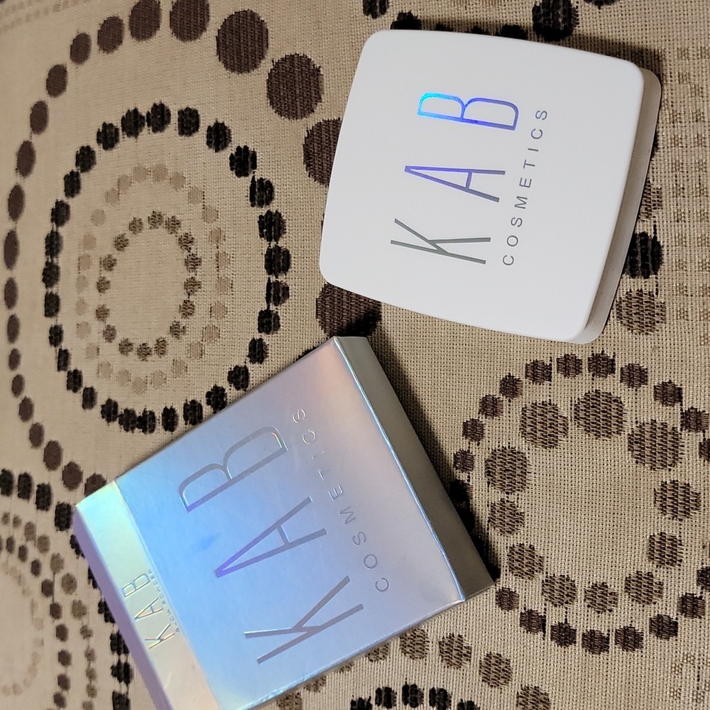 KAB Cosmetics Glow Powder in French Kiss 0.28 oz